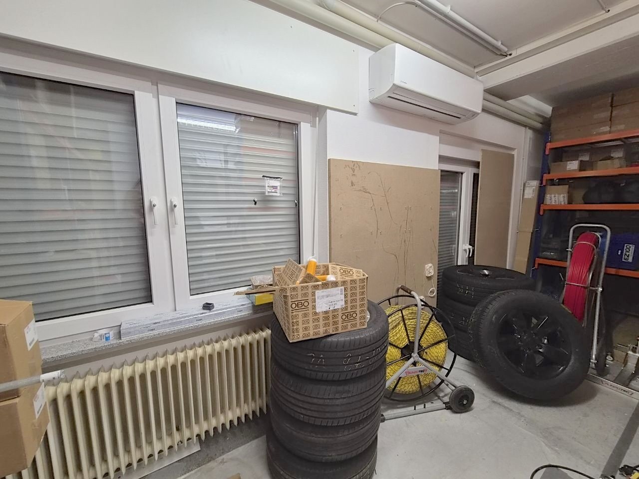 Büro-und Lagerflächen topsaniert