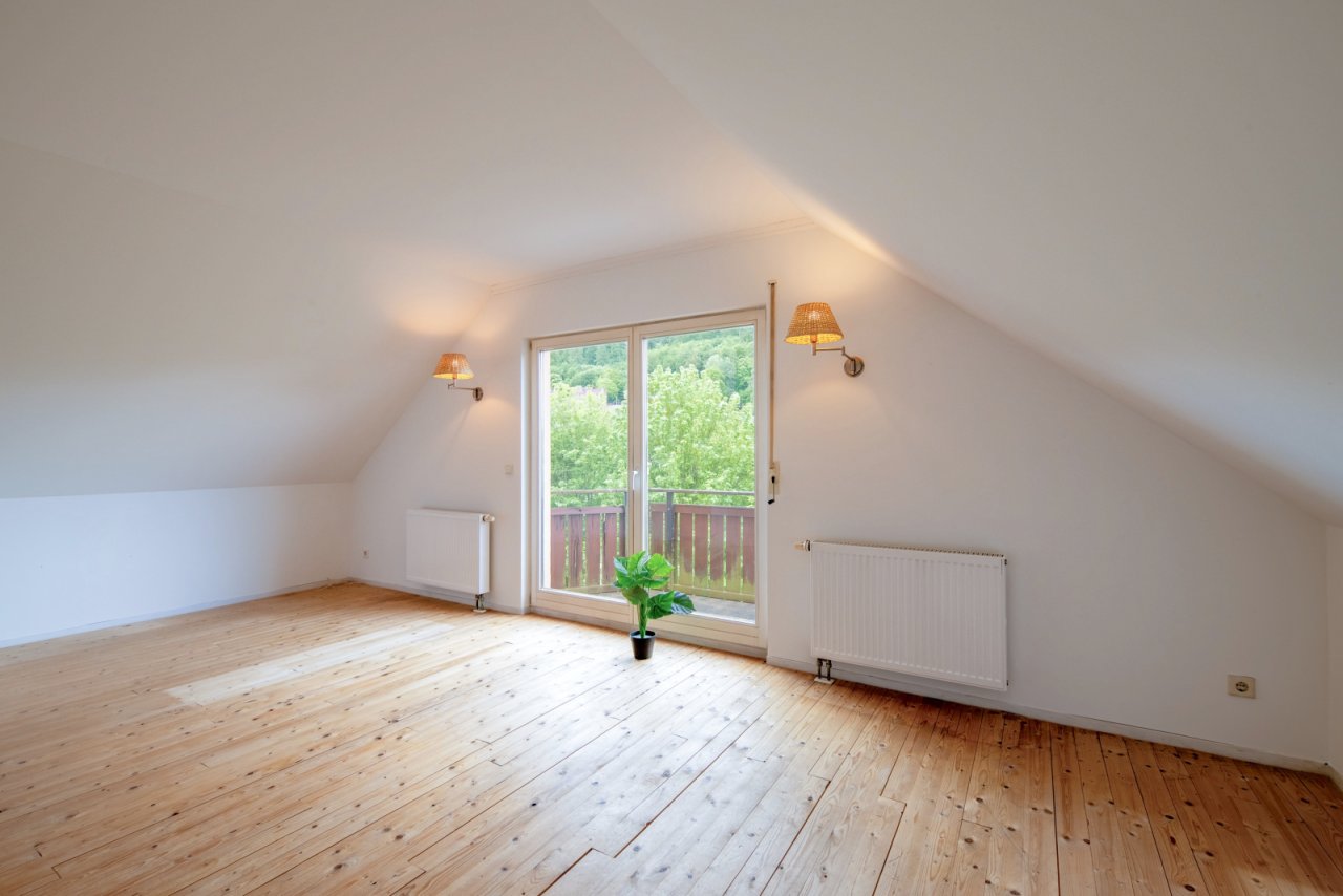 Schlafzimmer 3 mit Freisitz_OG
