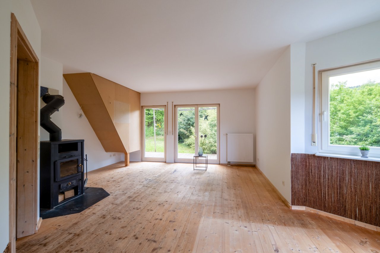 Wohn-Essbereich mit Holzofen_EG