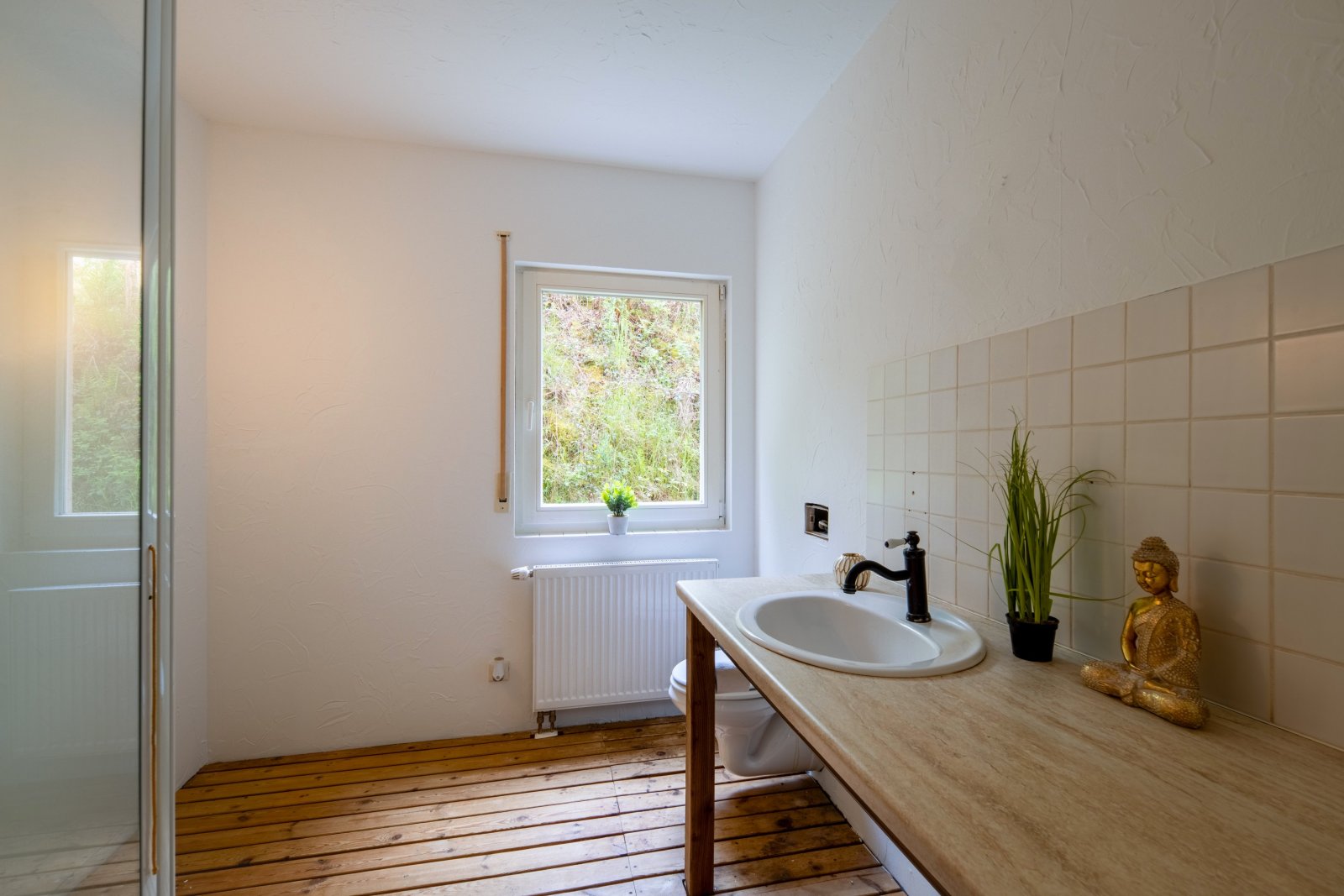 Tageslichtbad mit Dusche_EG