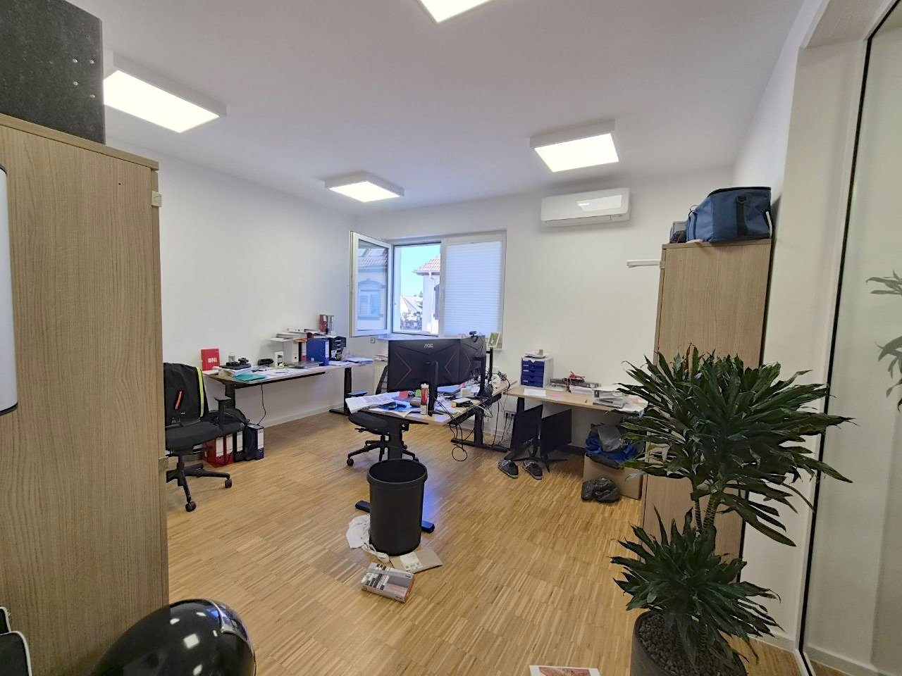 Separates Chefbüro