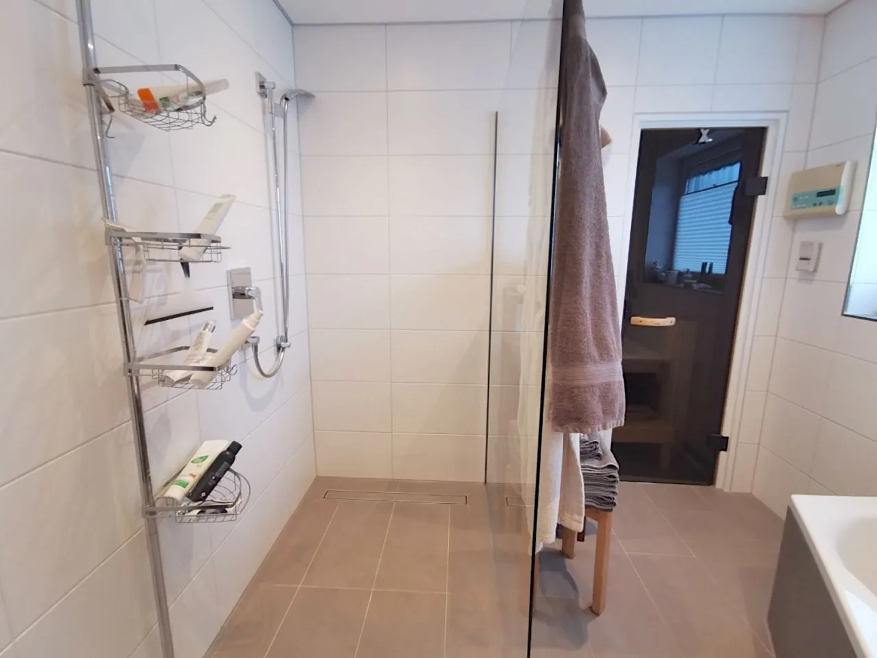 EG_Bad mit Dusche, Wunderschöner Bungalow auf der Vogelstang