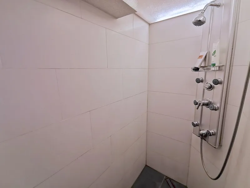 UG_Bad mit Dusche, Wunderschöner Bungalow auf der Vogelstang