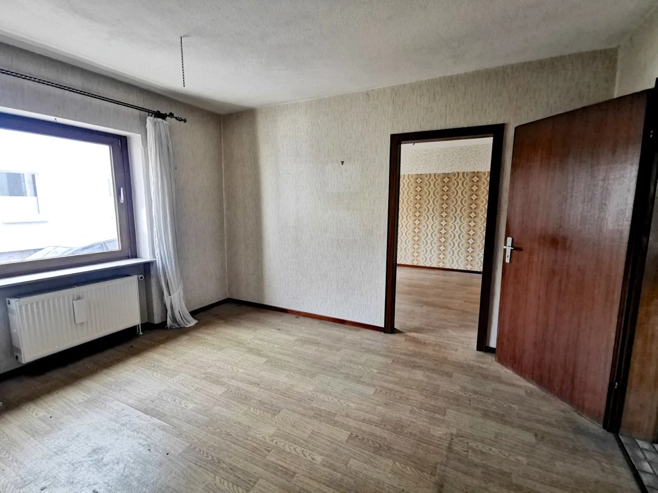 Erdgeschoss_Esszimmer, *Einfamilienhaus mit Garten und Garage zum Selbstgestalten*