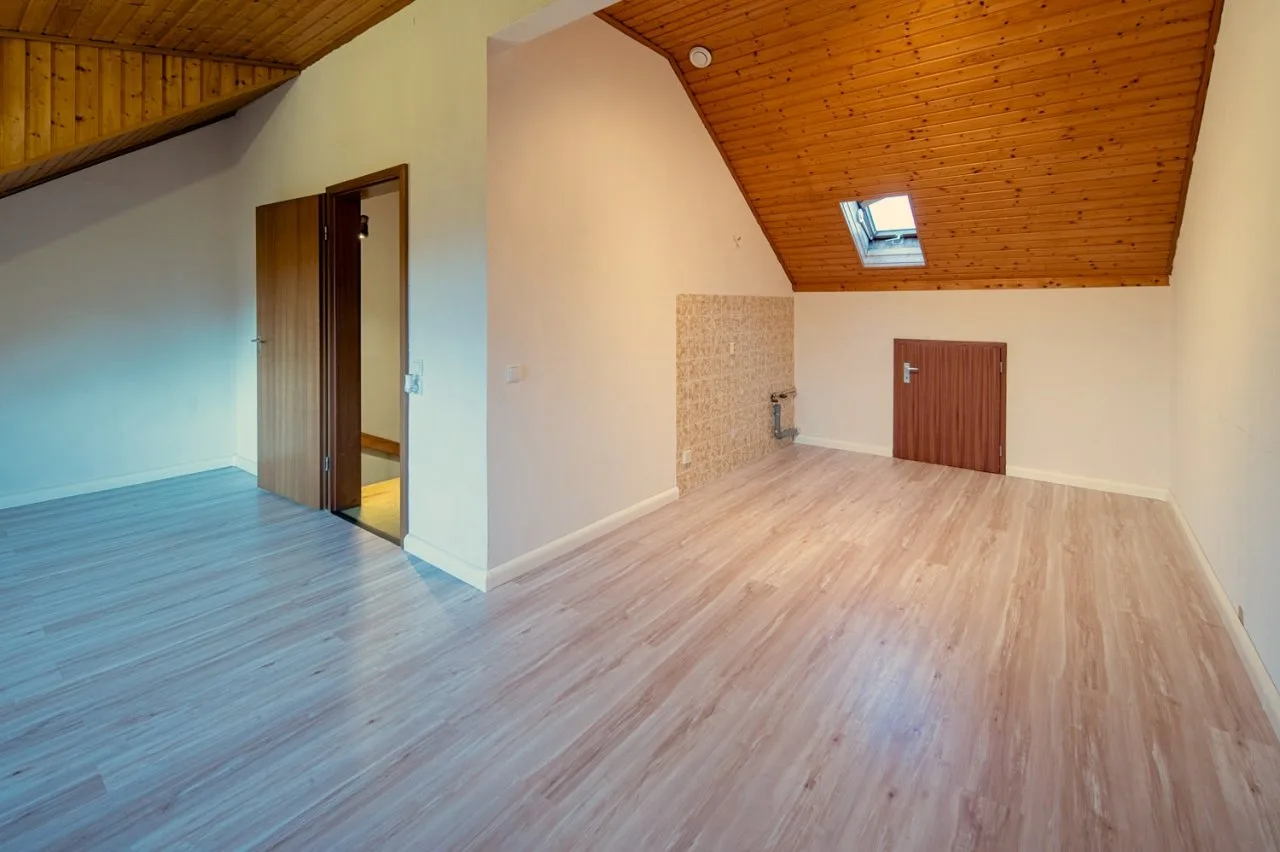 DG_Studio, *Grosszügiges Reihenmittelhaus mit Garten in ruhiger Lage*
