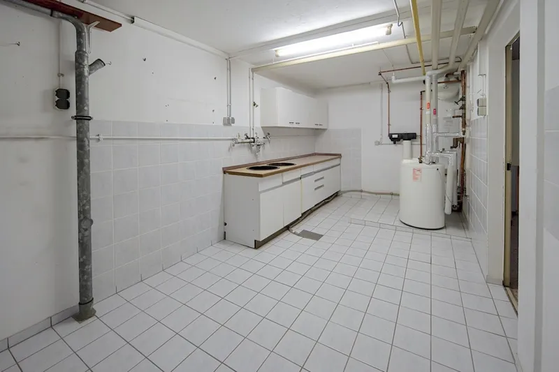 KG_Waschküche, *Grosszügiges Reihenmittelhaus mit Garten in ruhiger Lage*