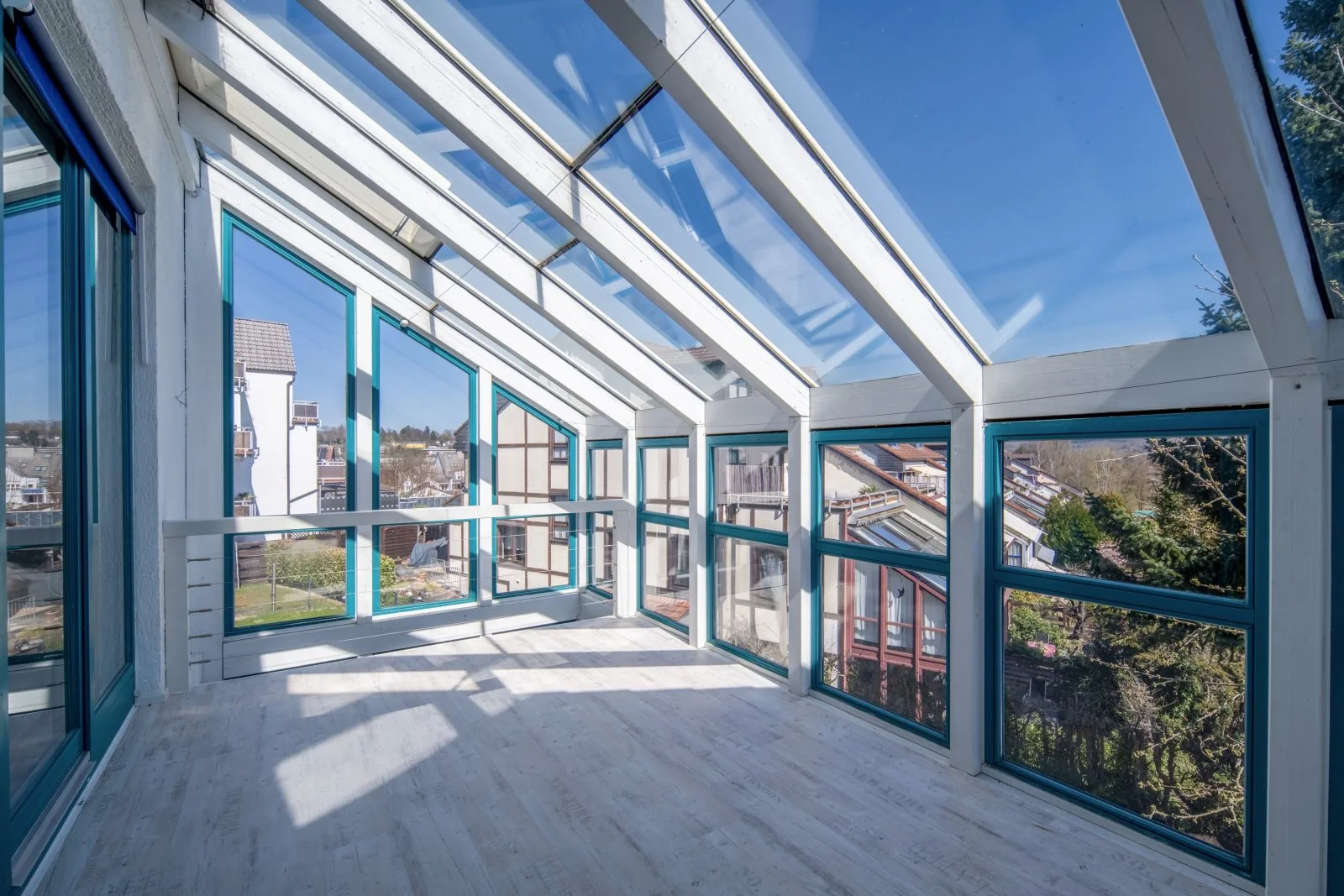 OG_Wintergarten, 3-Zimmer / Wie im eigenem Haus *IDEAL FÜR PAARE + SINGLES*